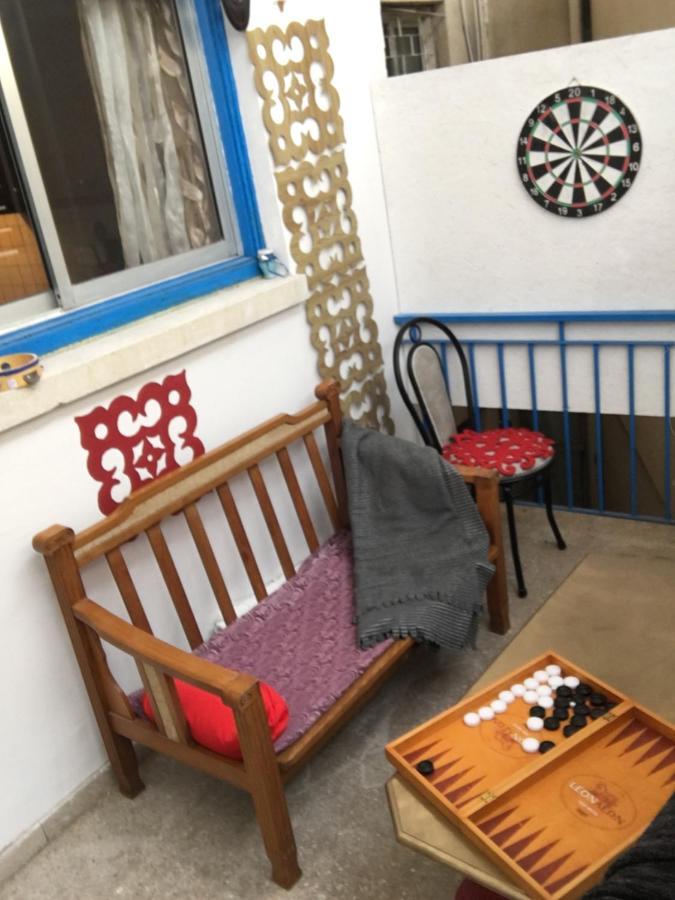 Past Or Trail Hostel Larnaca Ngoại thất bức ảnh