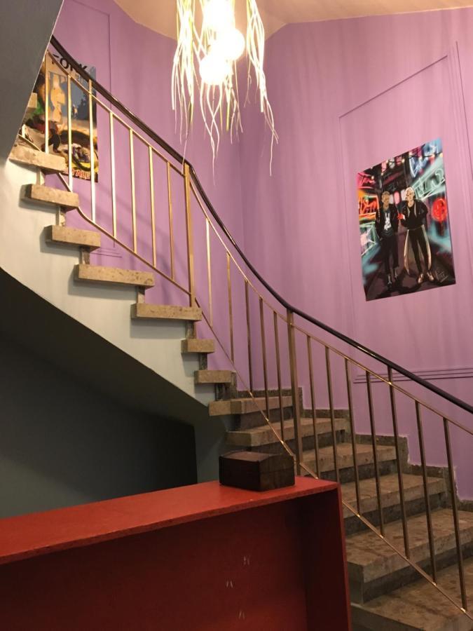 Past Or Trail Hostel Larnaca Ngoại thất bức ảnh