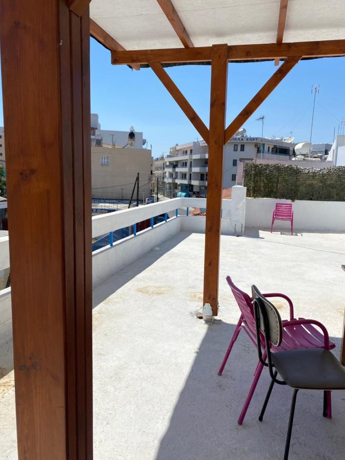 Past Or Trail Hostel Larnaca Ngoại thất bức ảnh