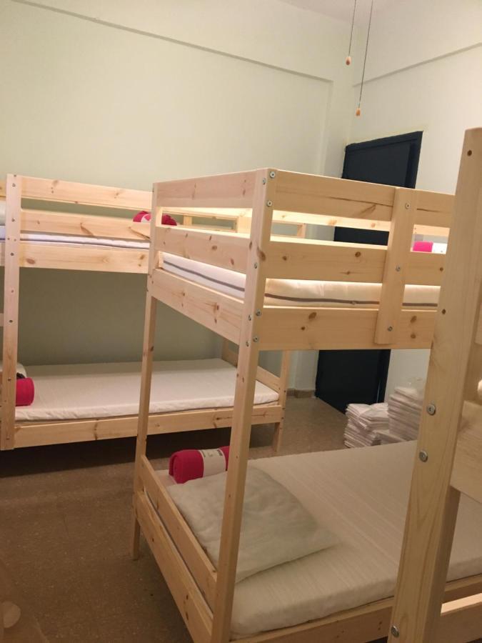 Past Or Trail Hostel Larnaca Ngoại thất bức ảnh